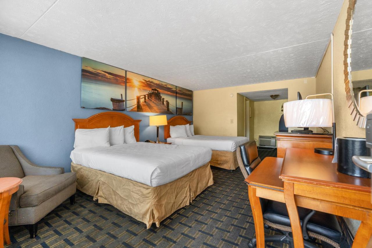 Days By Wyndham Myrtle Beach-grand Hotel Myrtle Beach