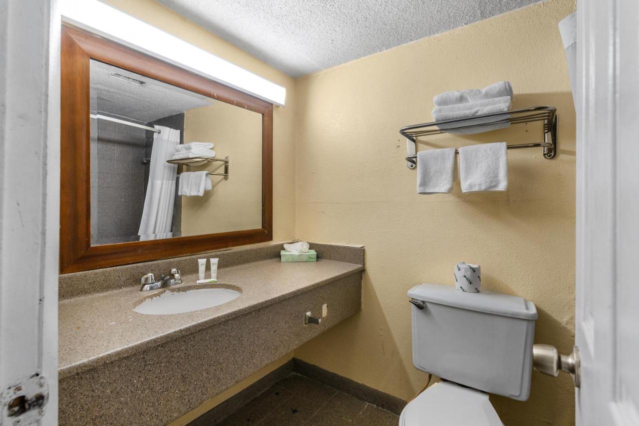 Days By Wyndham Myrtle Beach-grand Hotel