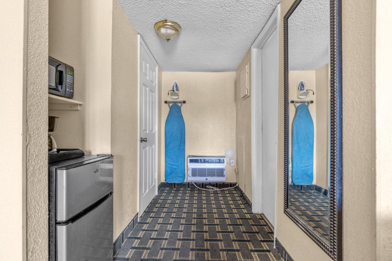 Days By Wyndham Myrtle Beach-grand Myrtle Beach