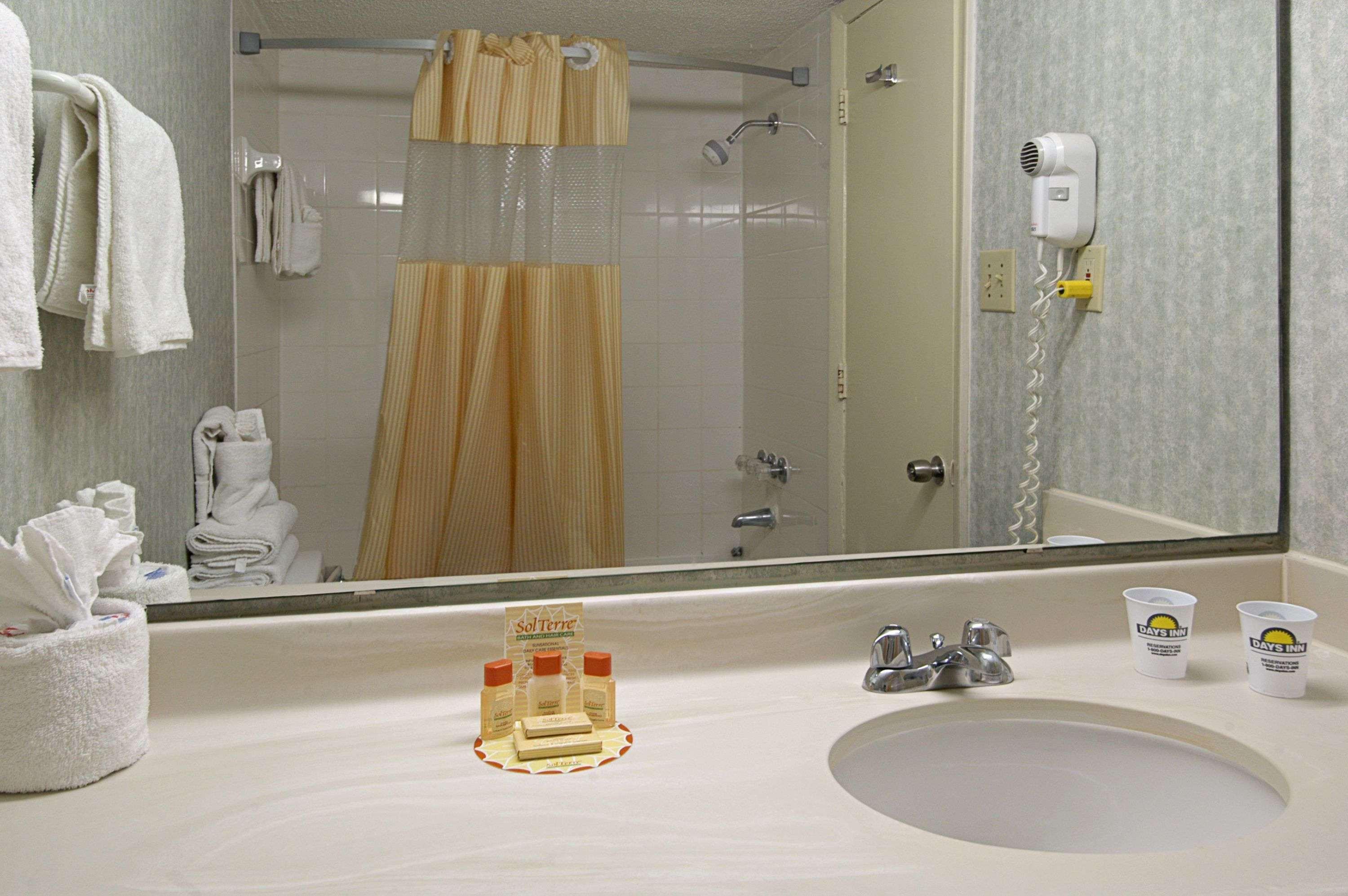Days By Wyndham Myrtle Beach-grand Hotel 2*