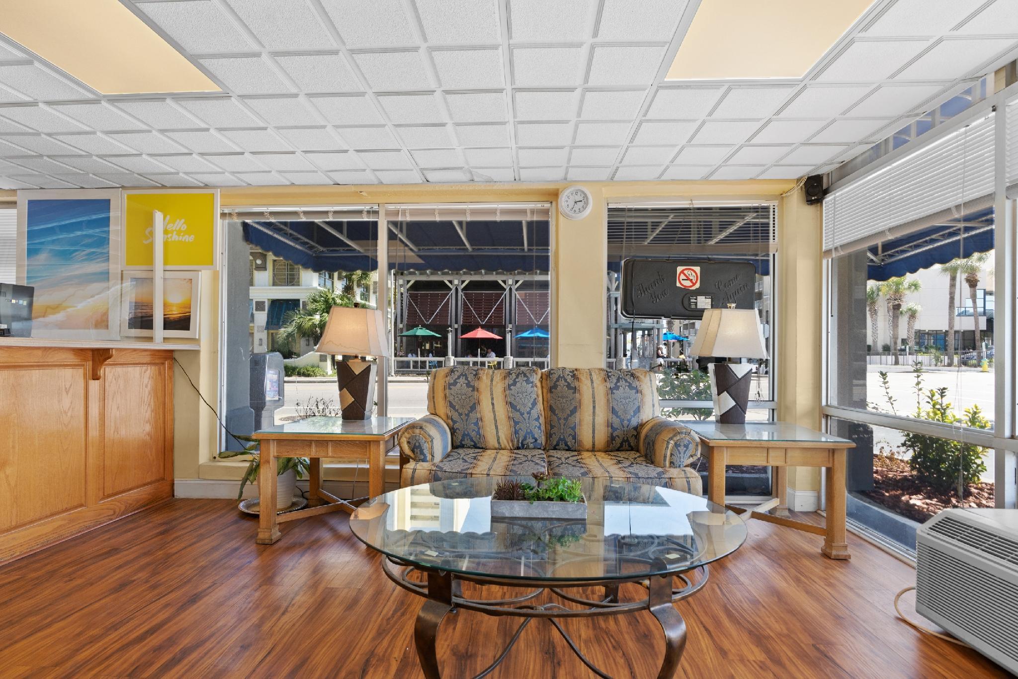Hotel Days By Wyndham Myrtle Beach-grand Myrtle Beach