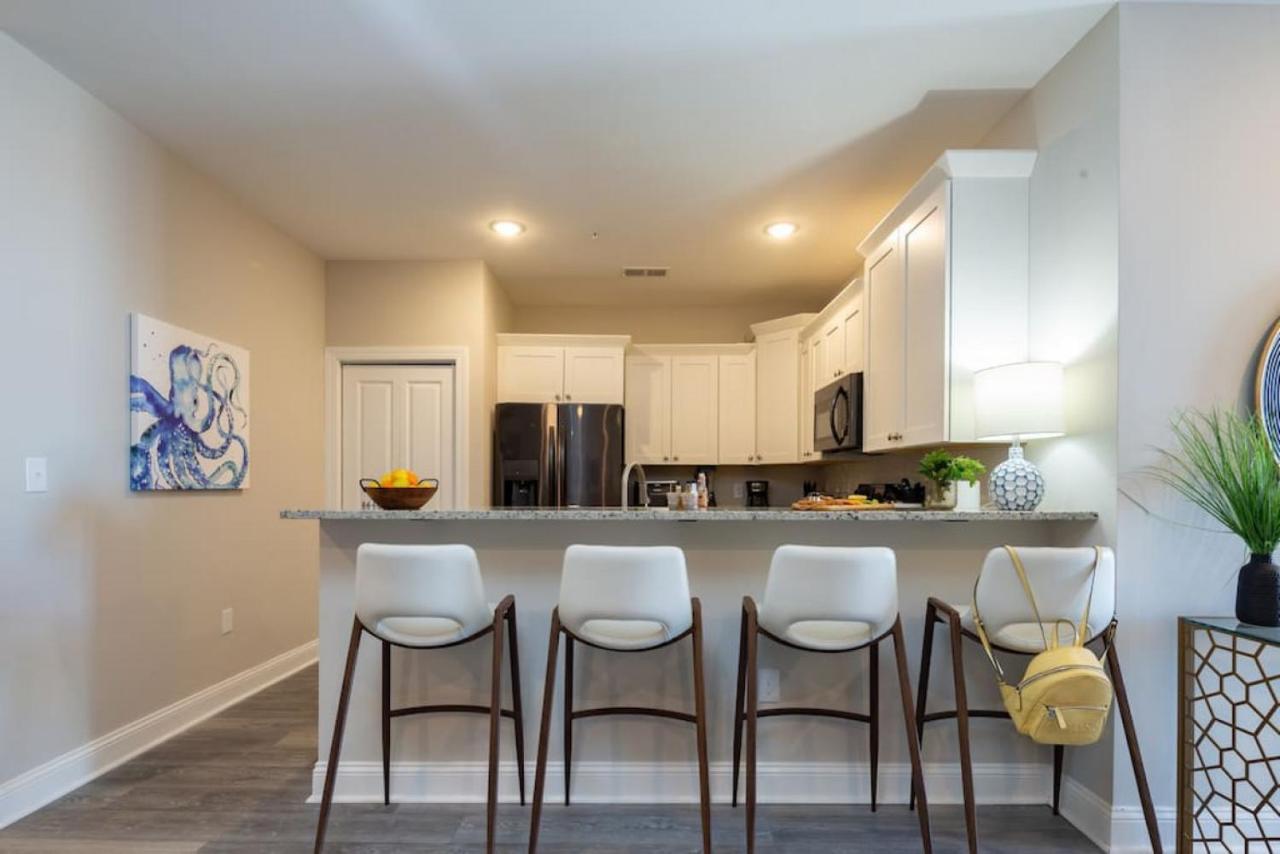 Lovely 4br Haven King Beds Steps 2 Parking I Apartment Myrtle Beach