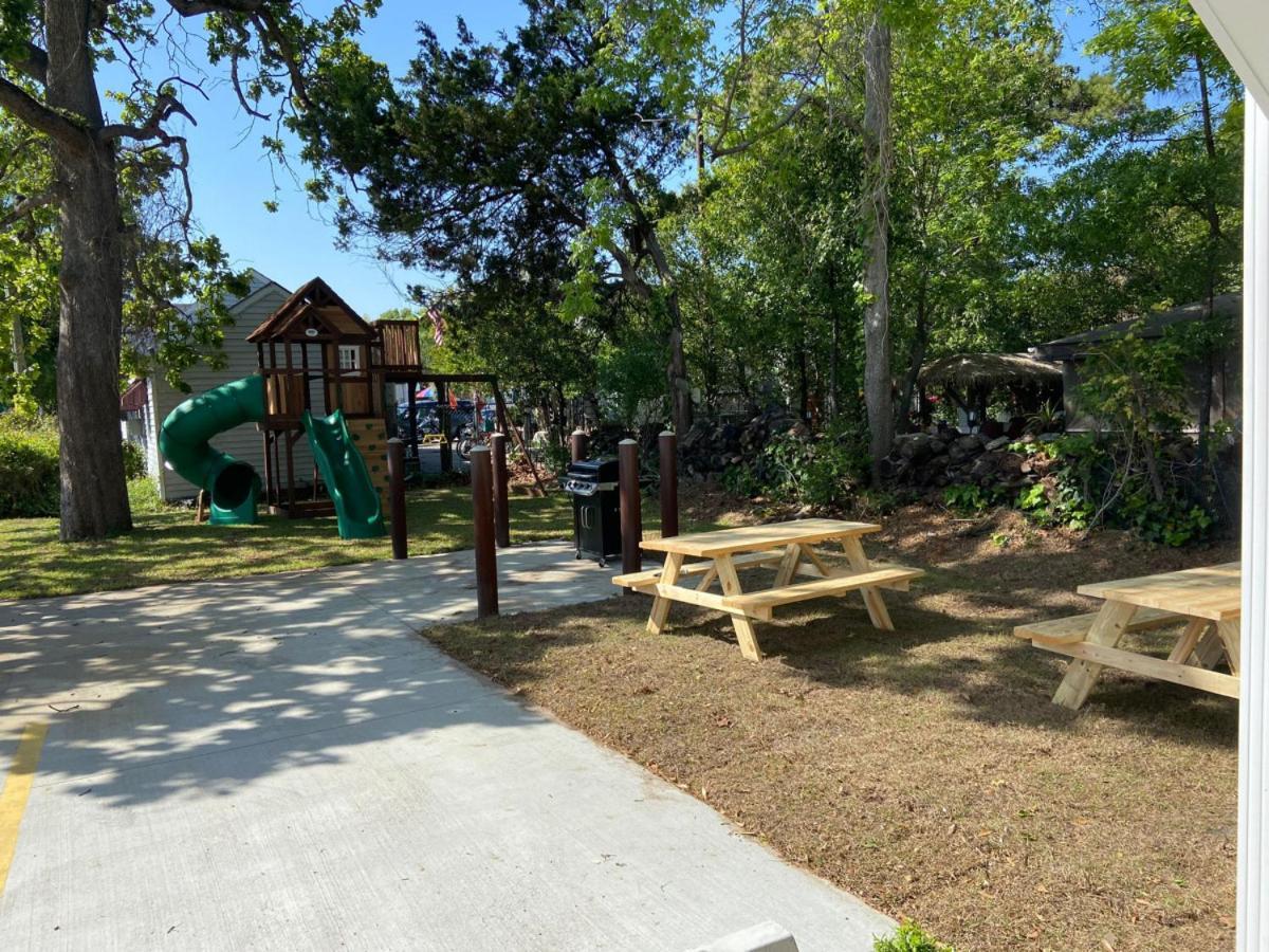 Lovely 4br Haven King Beds Steps 2 Parking I Apartment Myrtle Beach