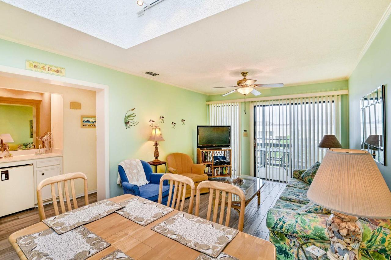 Myrtle Getaway With Pool - Walk To Beach! * Myrtle Beach