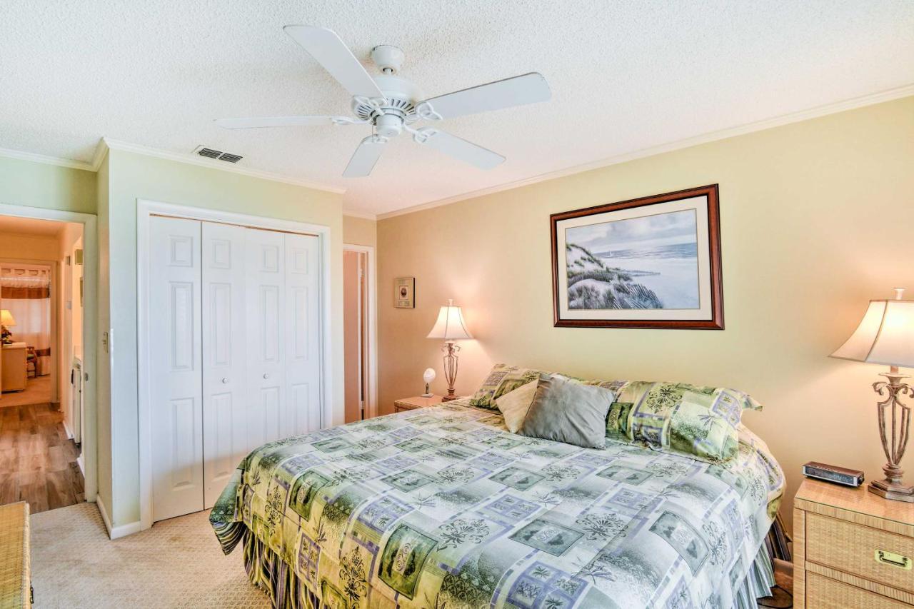 Apartment Myrtle Getaway With Pool - Walk To Beach!