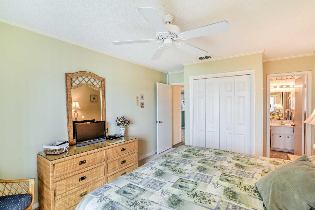 Myrtle Getaway With Pool - Walk To Beach! *