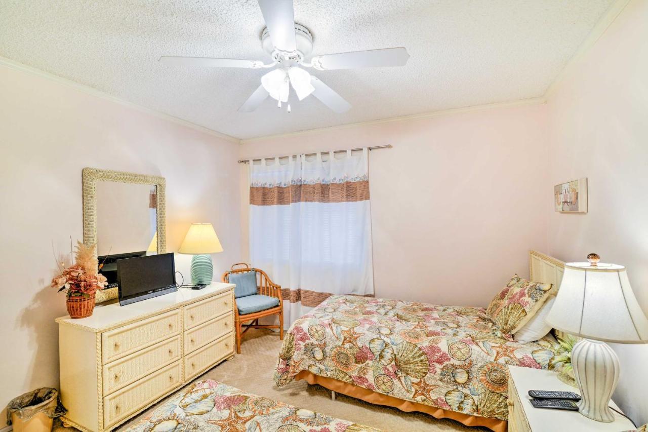 Apartment Myrtle Getaway With Pool - Walk To Beach! *