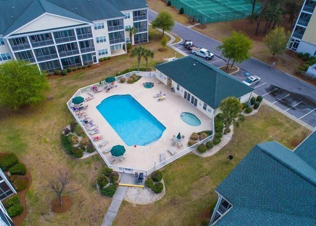 New! Gated Community, Pools, Gym, Beach @ Ocean Keyes #1721 *