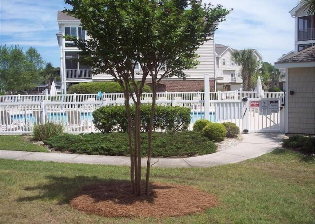 Apartment New! Gated Community, Pools, Gym, Beach @ Ocean Keyes #1721