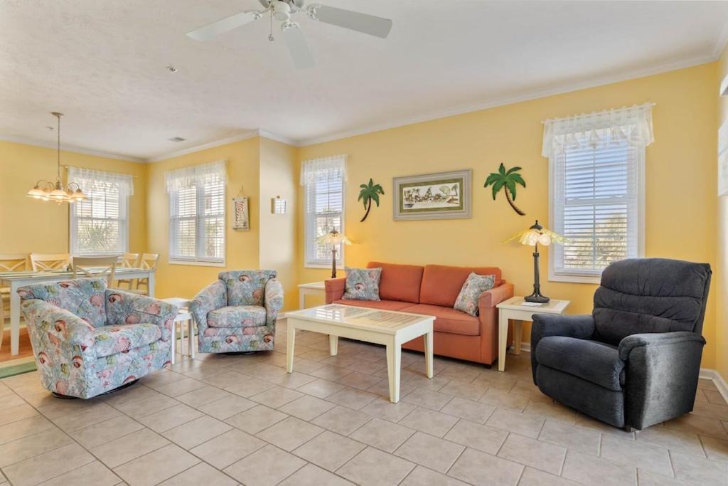 New! Gated Community, Pools, Gym, Beach @ Ocean Keyes #1721 *