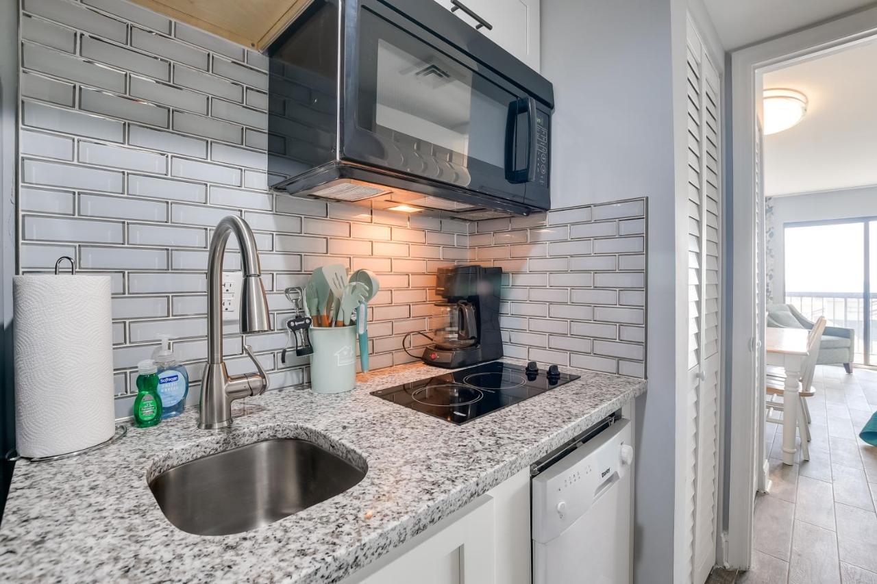 Apartment Myrtle With Ocean View And Pool Access! *