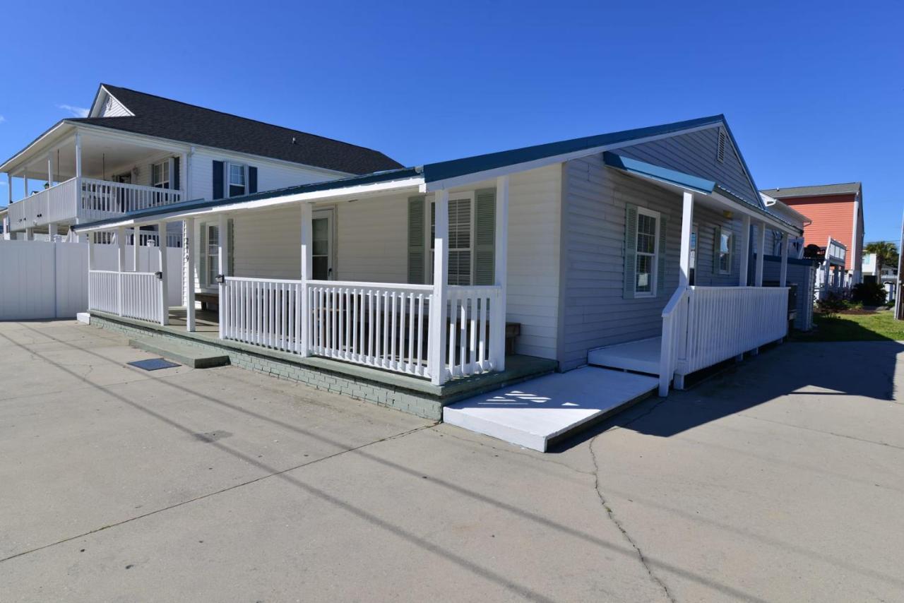 Holiday home Suns Out Steps To W Private Pool In Cherry Grove Myrtle Beach