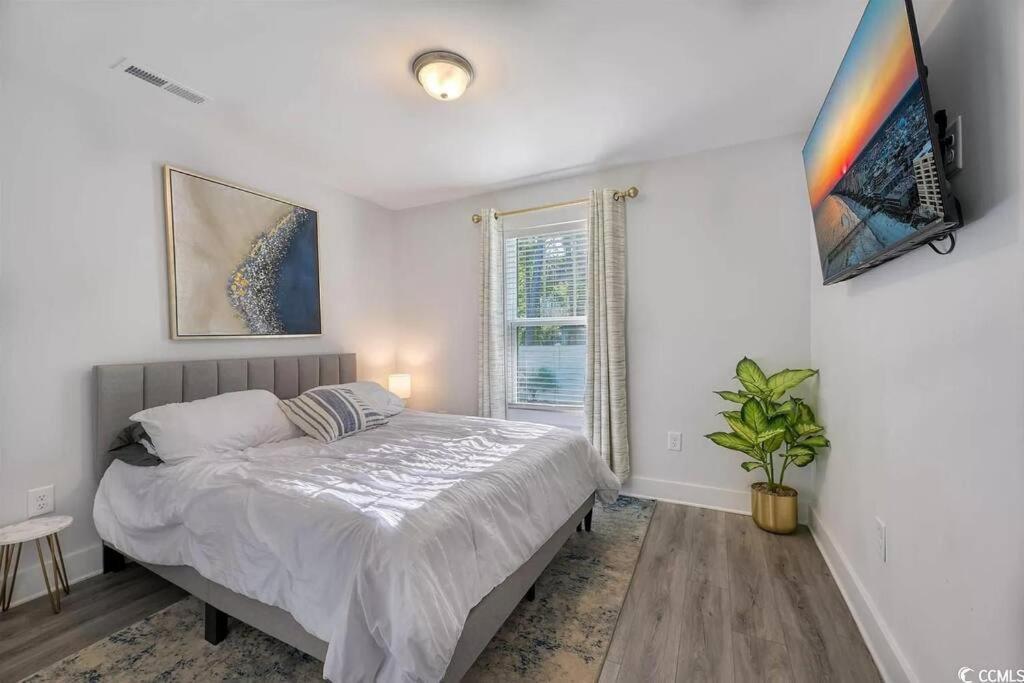 Brand New 3 Bed 2 And Half Bath, 4min Walk To Beach * Myrtle Beach