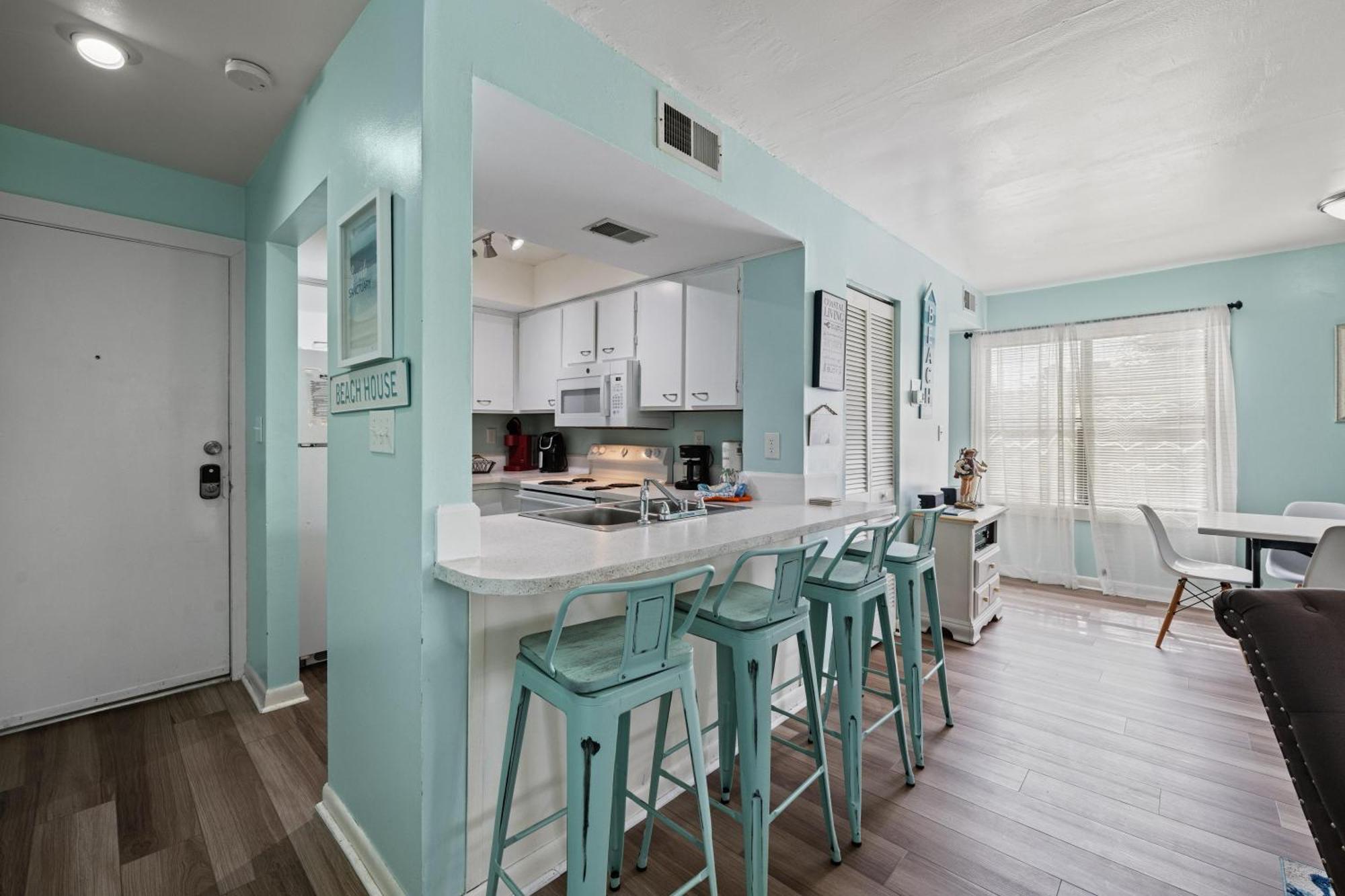 Dunes Pointe B10 - Golf - Arcadian Shores Holiday home *