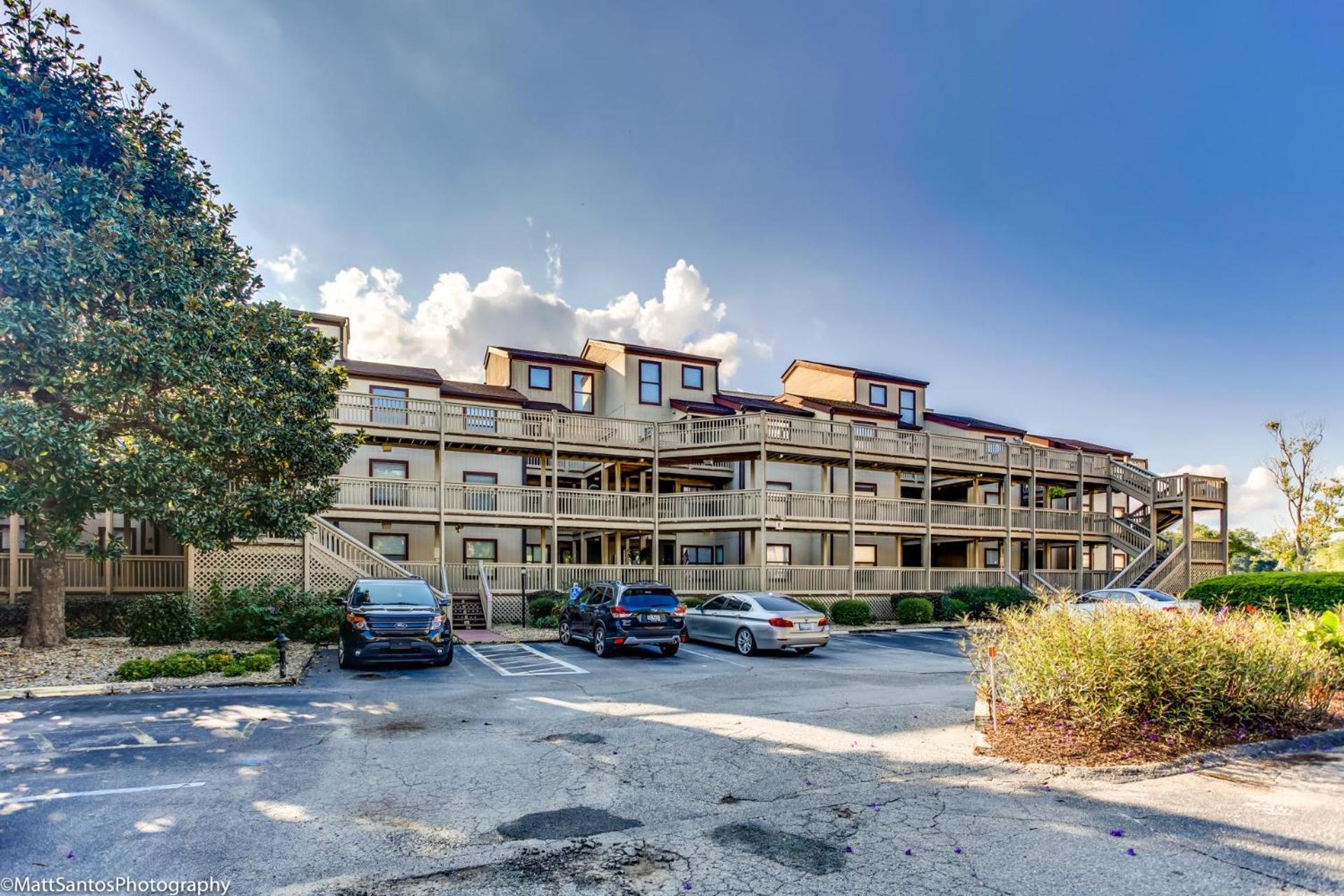 Dunes Pointe B10 - Golf - Arcadian Shores Holiday home *