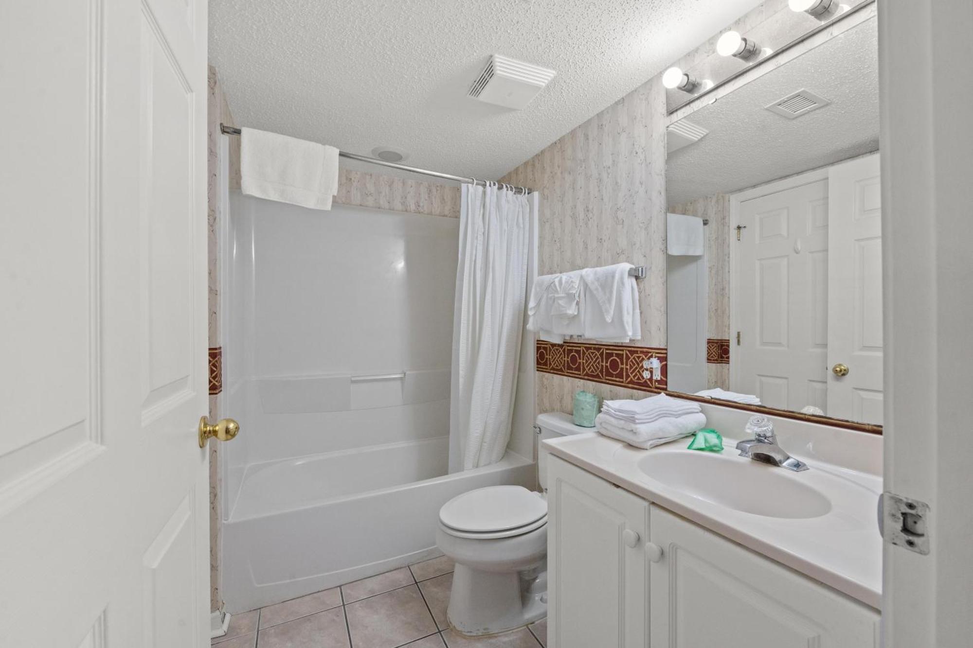 Holiday home Ashworth 907 - Ocean Front-ocean Drive Section *