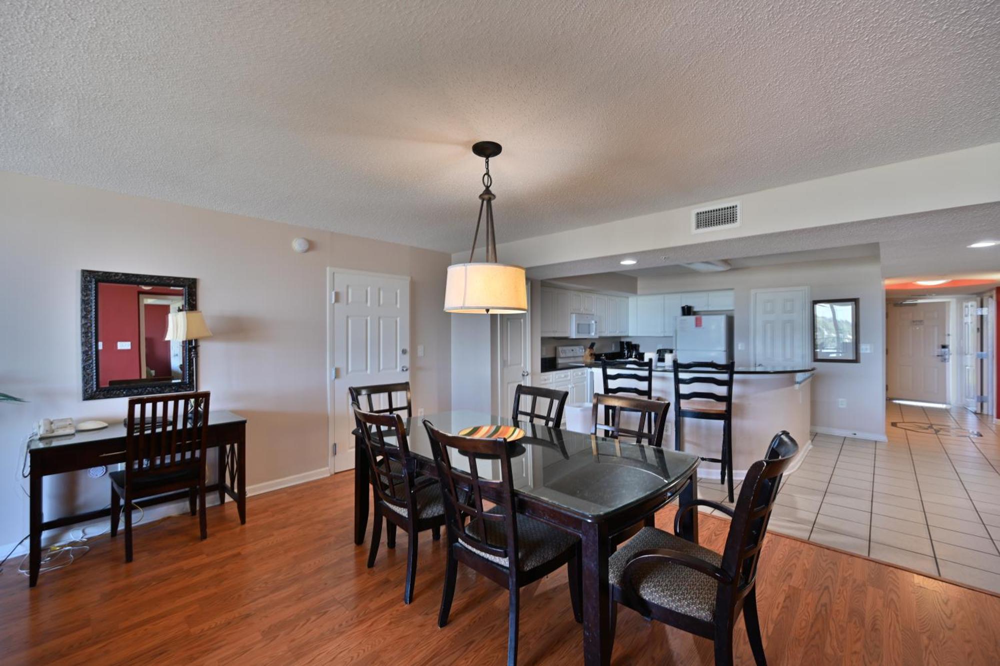 Three Bedrooms With Amazing Waterway View On The 5th Floor - Yacht Club Apartment Myrtle Beach