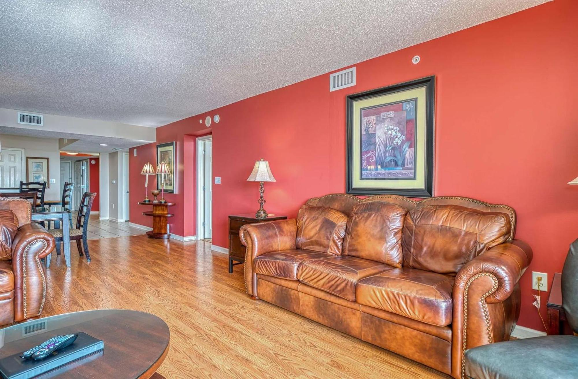Apartment Three Bedrooms With Amazing Waterway View On The 5th Floor - Yacht Club *