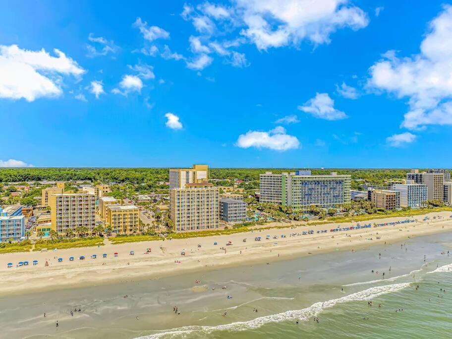 Direct Ocean Front Queen Suite! Sea Mist 21006 - Perfect For 2 Guests! Myrtle Beach