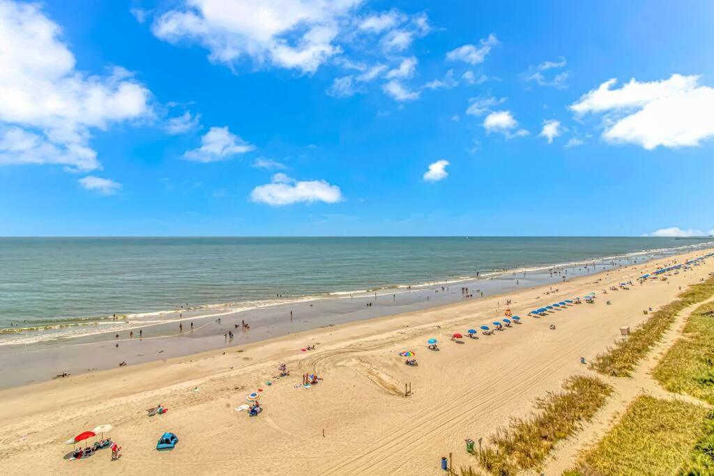 Direct Ocean Front Queen Suite! Sea Mist 21006 - Perfect For 2 Guests! * Myrtle Beach