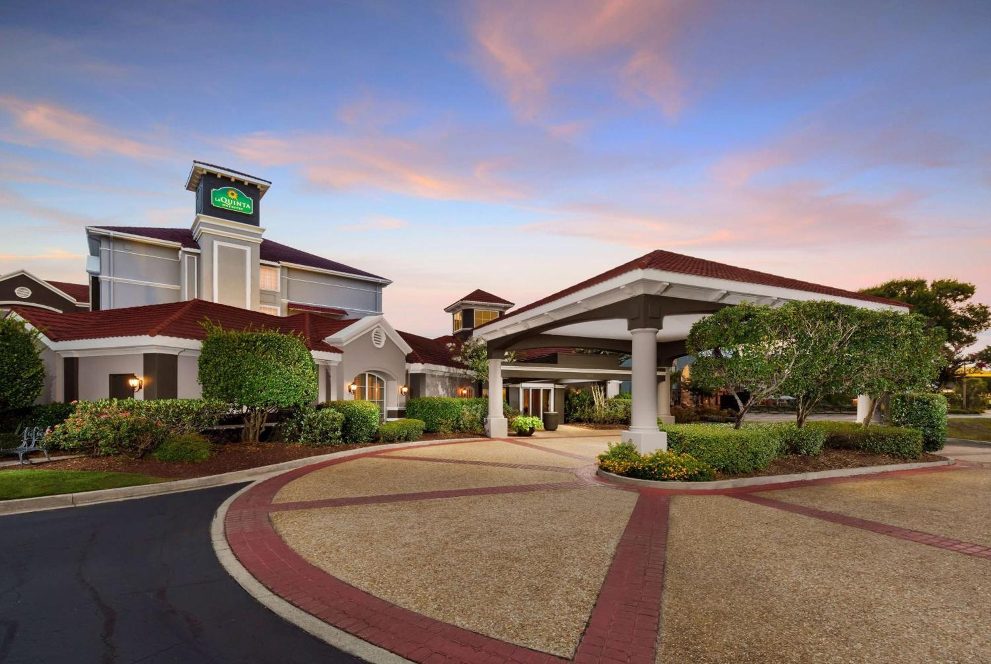 Hotel La Quinta By Wyndham Myrtle Broadway Area 3*