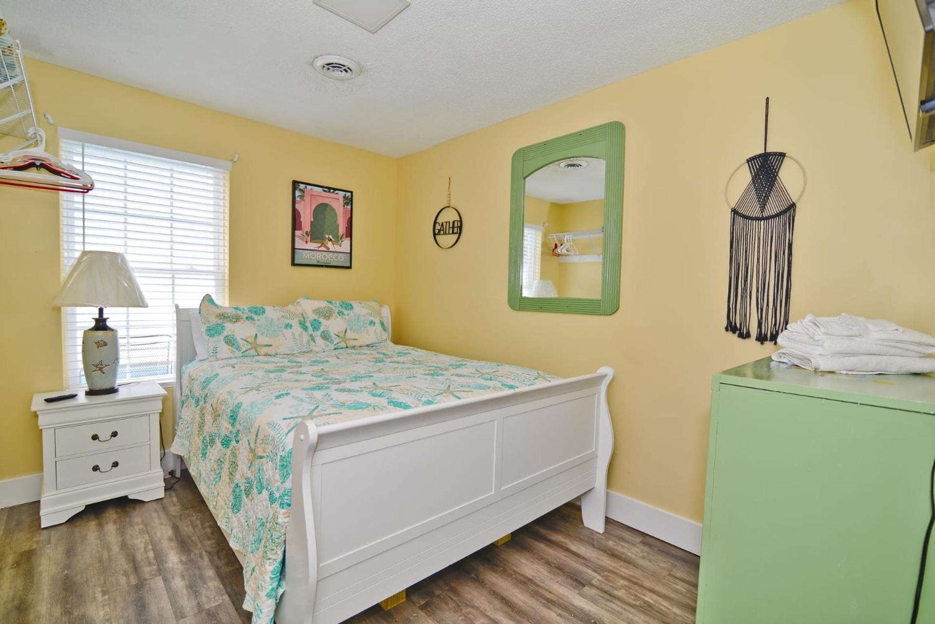 Suns Out Steps To W Private Pool In Cherry Grove Holiday home *