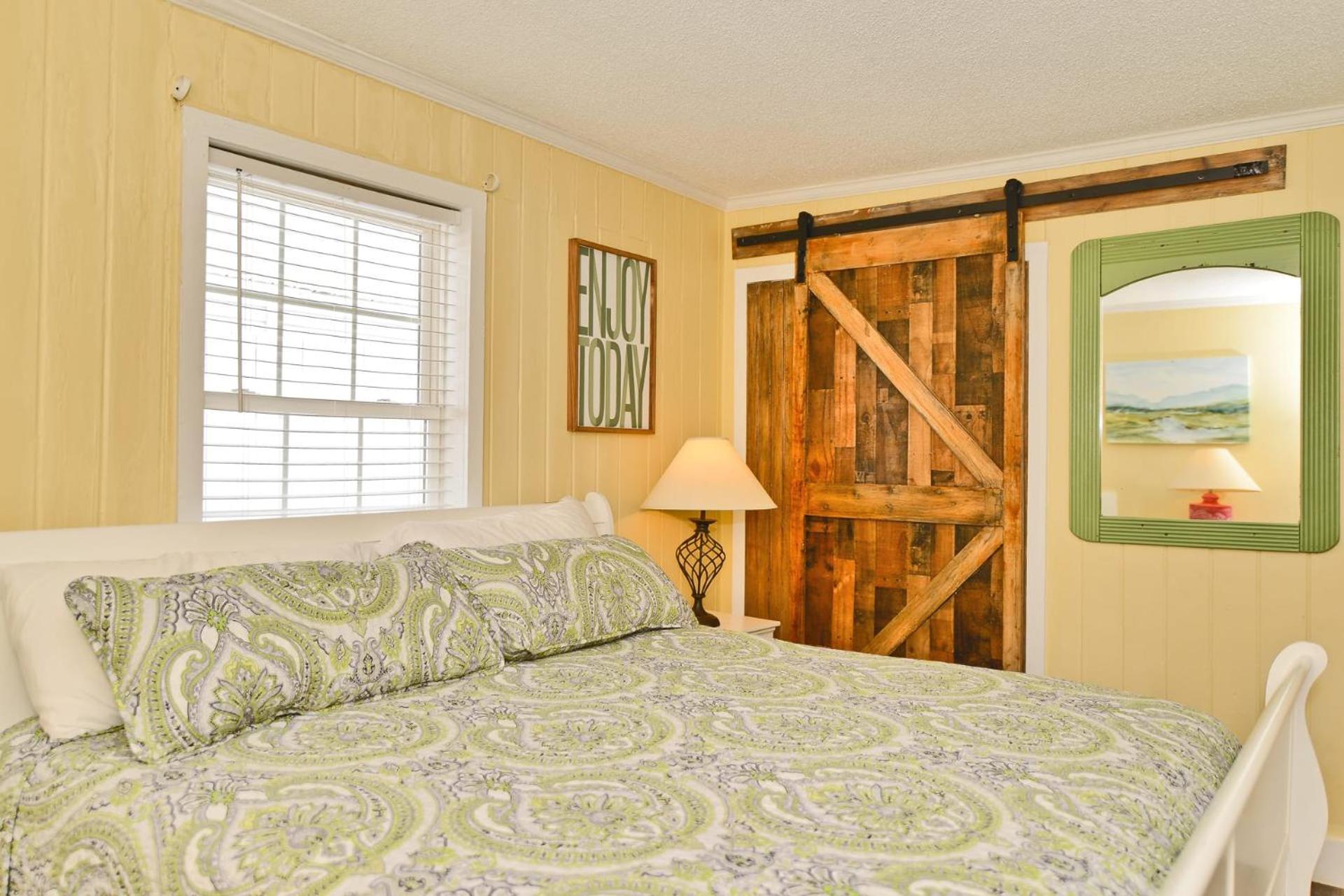 Suns Out Steps To W Private Pool In Cherry Grove *
