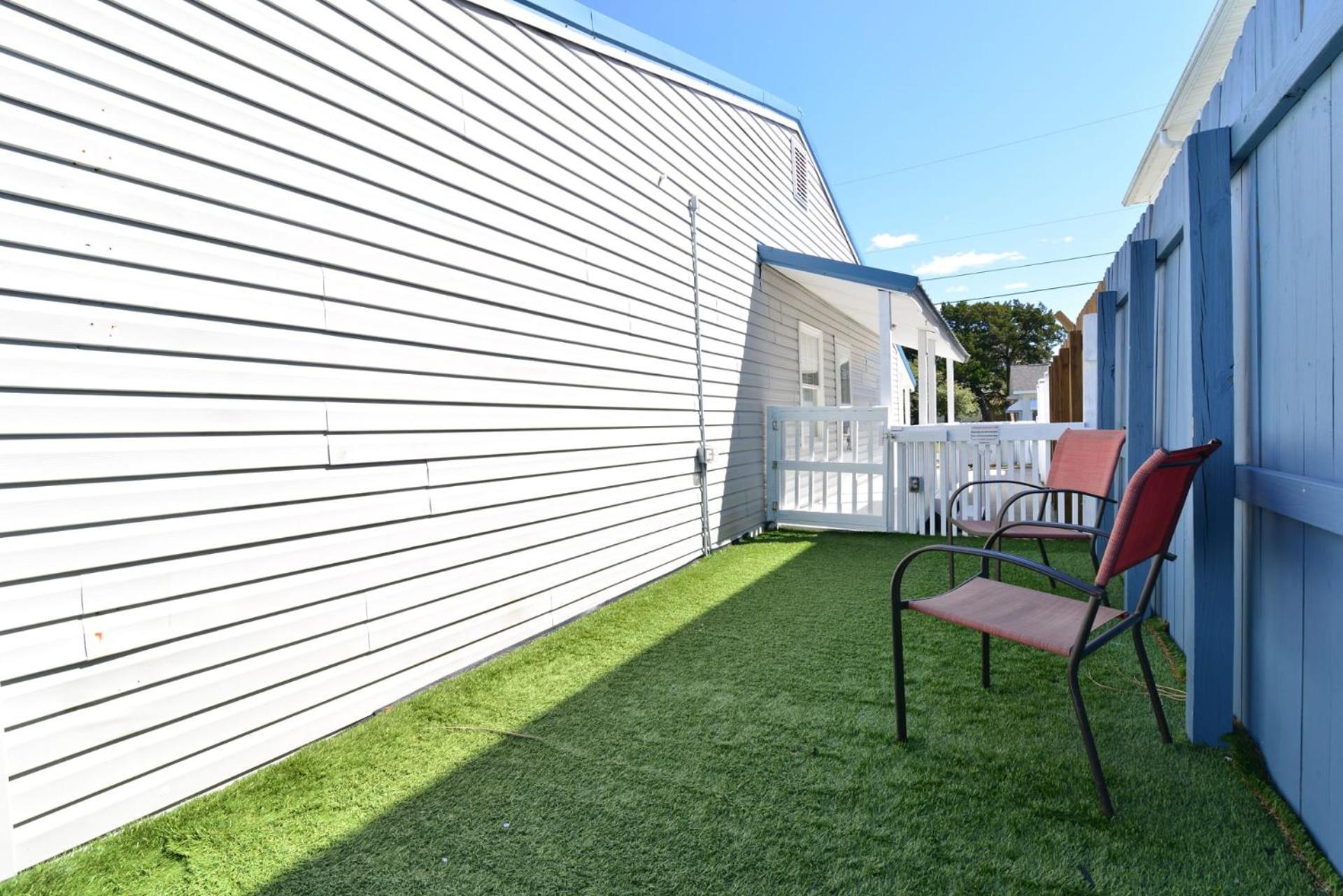 Suns Out Steps To W Private Pool In Cherry Grove *