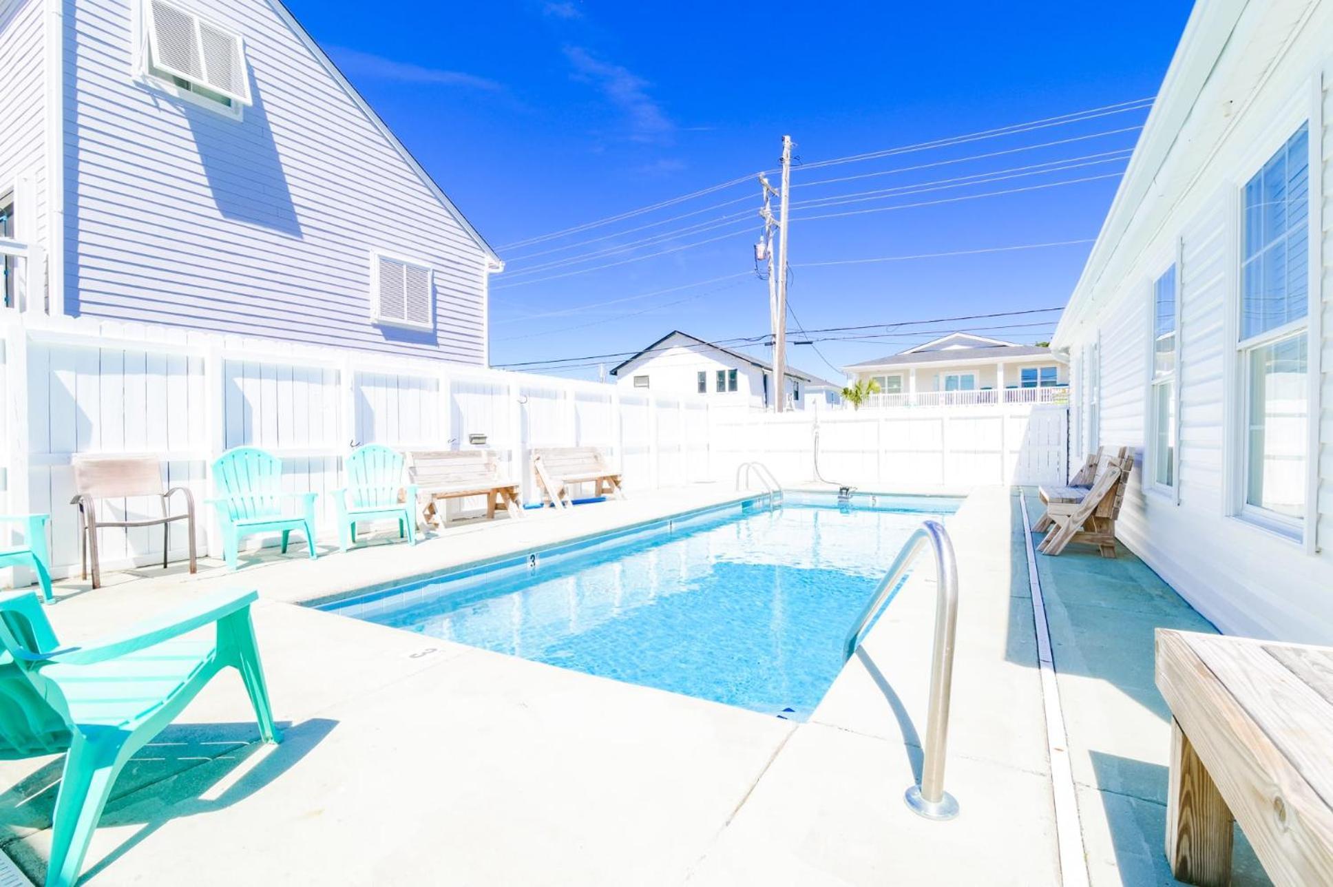 Suns Out Steps To W Private Pool In Cherry Grove *