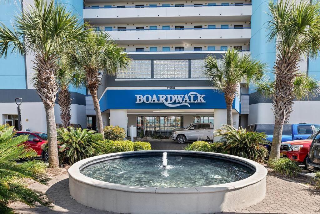 Tranquil Palms-oceanfront Apartment