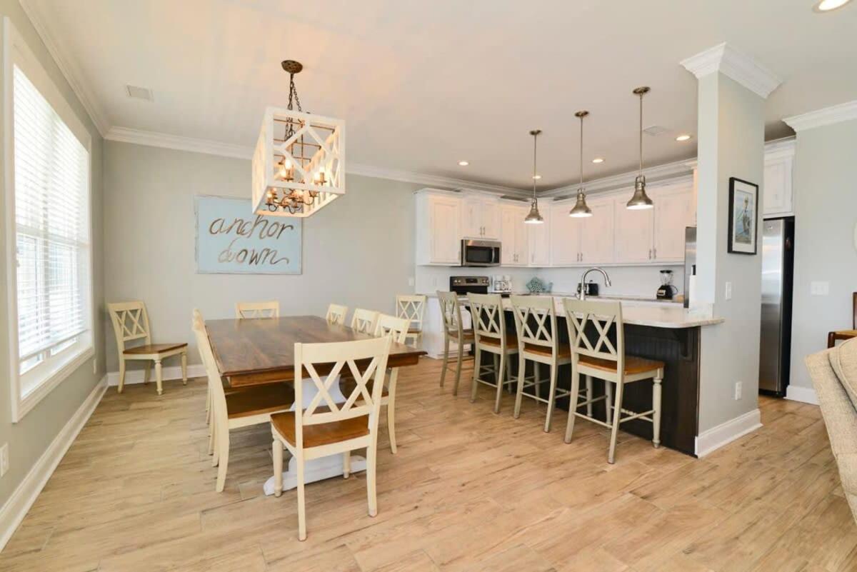 Anchor Down Luxury Ocean View House W Pool Holiday home *