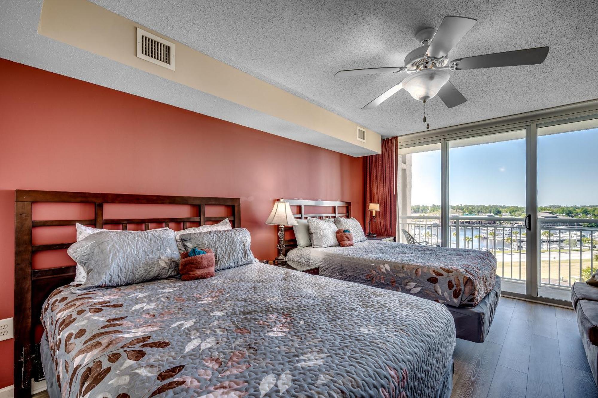 Apartment Three Bedrooms With Amazing Waterway View On The 5th Floor - Yacht Club