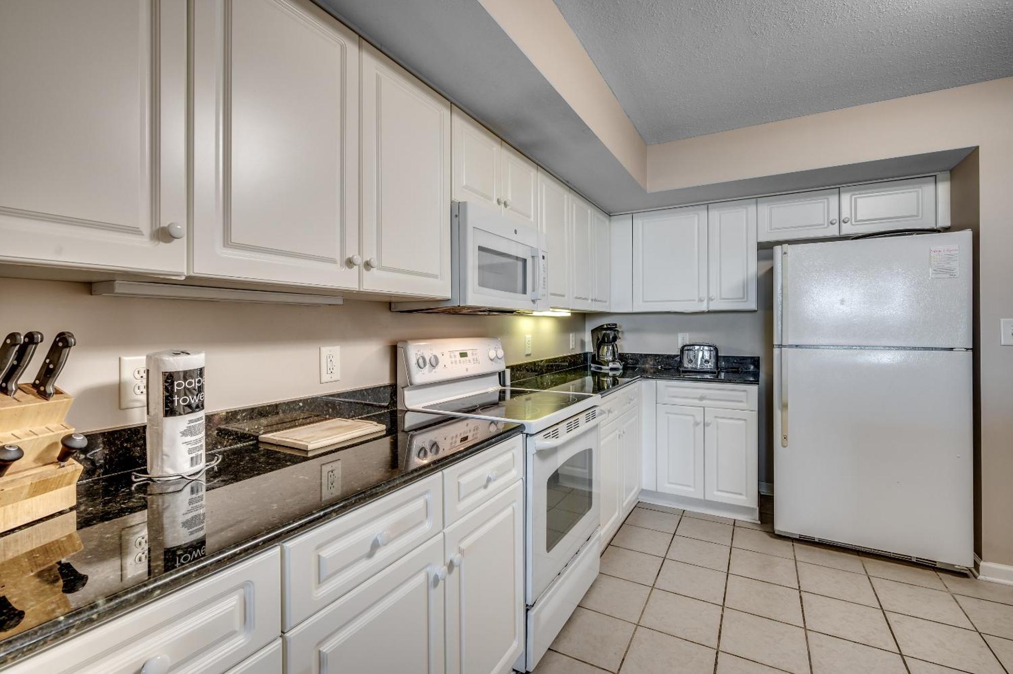 Apartment Three Bedrooms With Amazing Waterway View On The 5th Floor - Yacht Club Myrtle Beach
