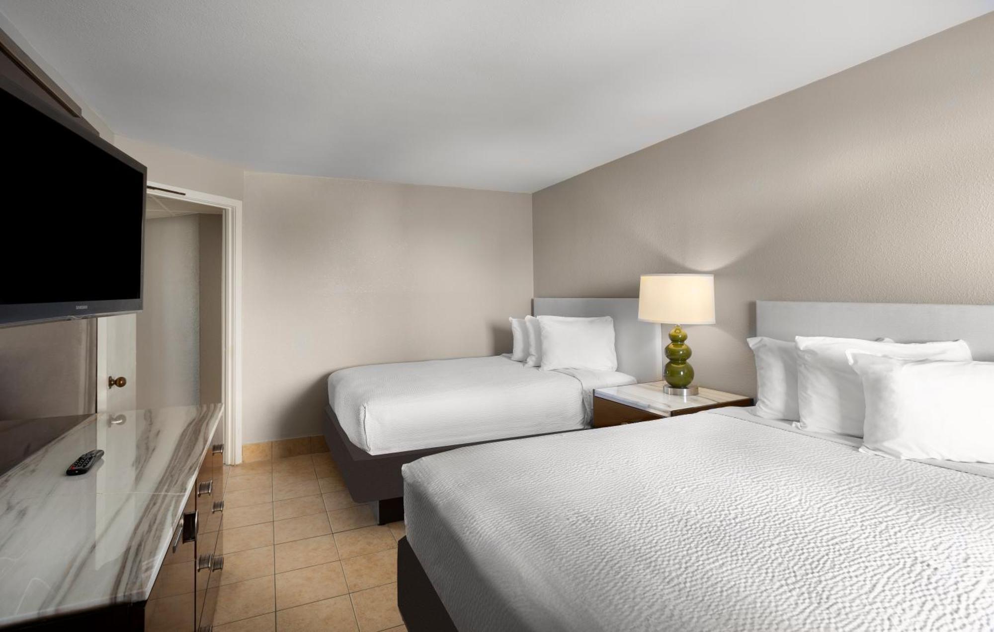 Hotel Blue