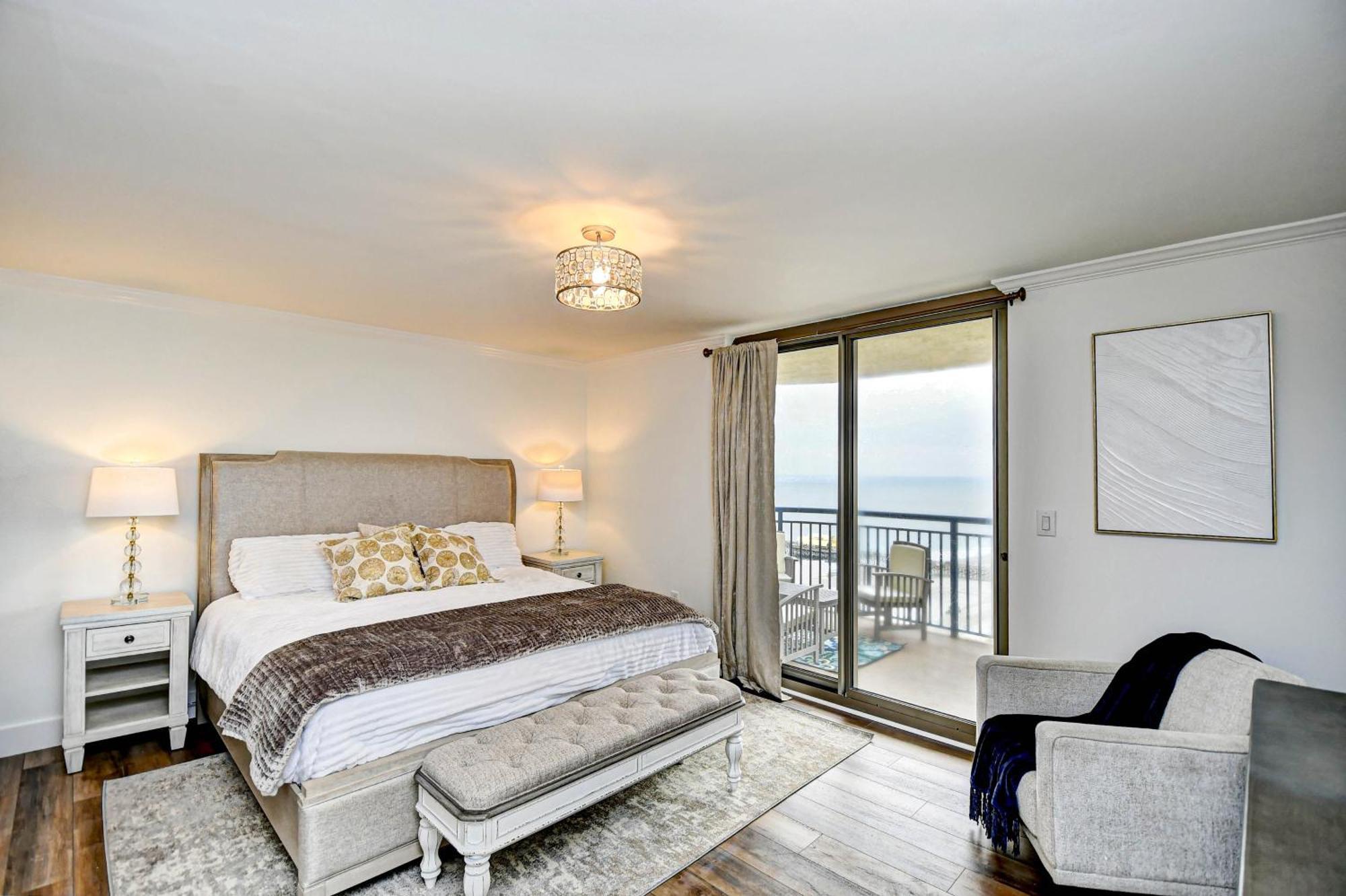 Remodeled, Open Airy Condo, With Full Access , 1706 Brighton