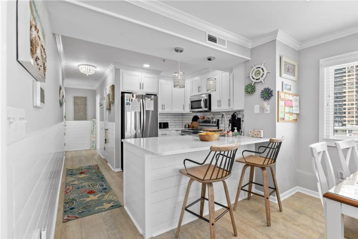 Holiday home Pelican's Landing Breezy Oceanfront Unit 401 *