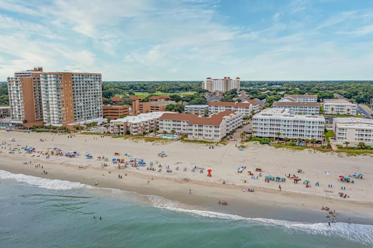 Pelican's Watch Serene Oceanfront Unit 102 *