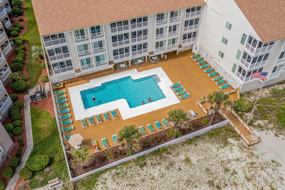 Pelican's Watch Serene Oceanfront Unit 102 *