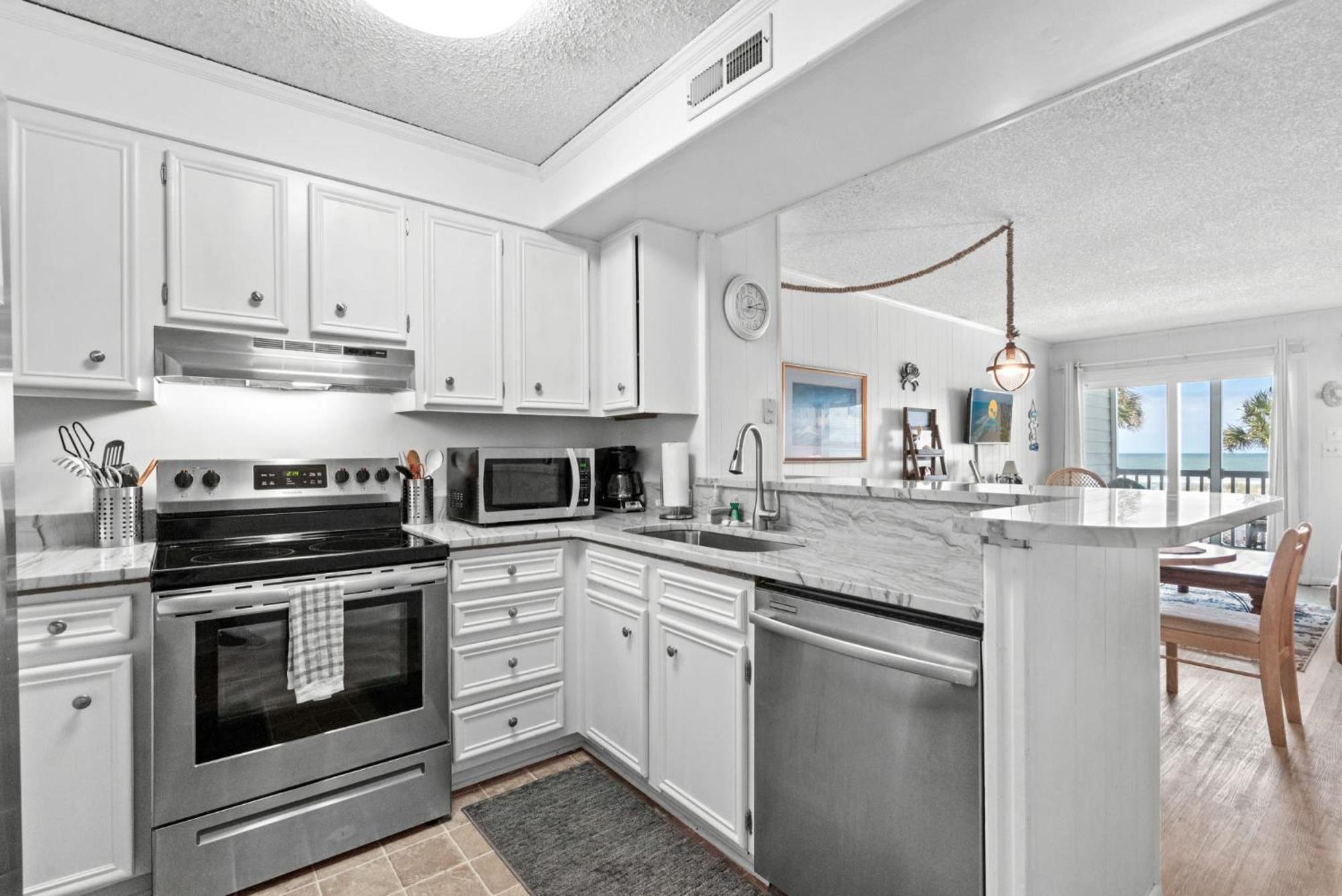 Pelican's Watch Serene Oceanfront Unit 102 Holiday home Myrtle Beach