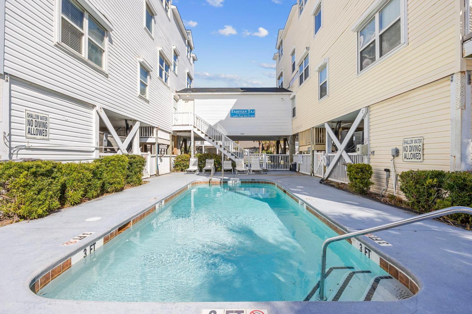 Updated Oceanview Getaway- Game Pool Decks Myrtle Beach