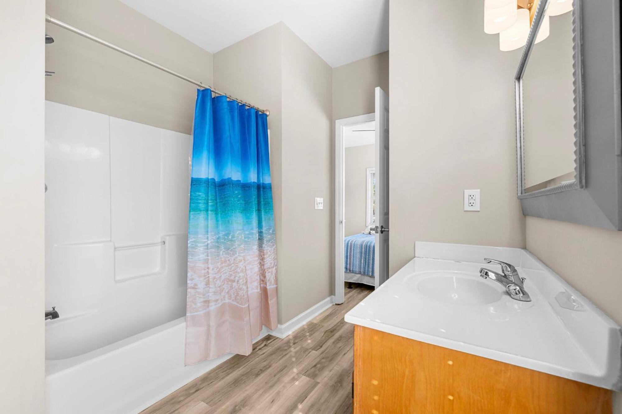 Updated Oceanview Getaway- Game Pool Decks Holiday home Myrtle Beach