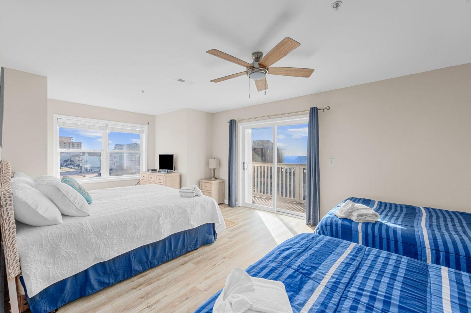 Updated Oceanview Getaway- Game Pool Decks *