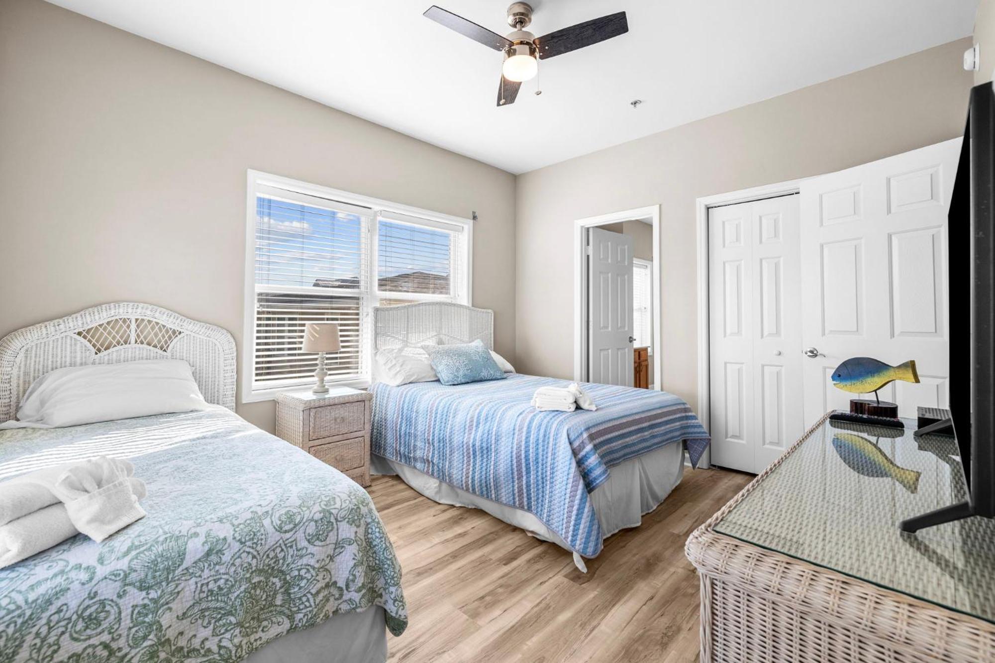 Holiday home Updated Oceanview Getaway- Game Pool Decks Myrtle Beach