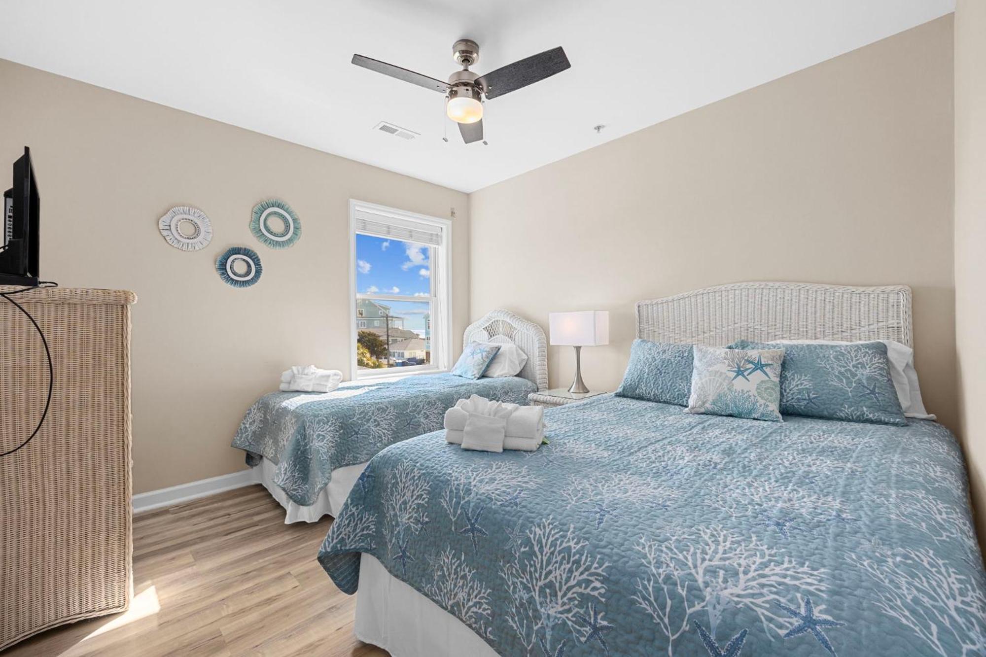 Updated Oceanview Getaway- Game Pool Decks Holiday home Myrtle Beach