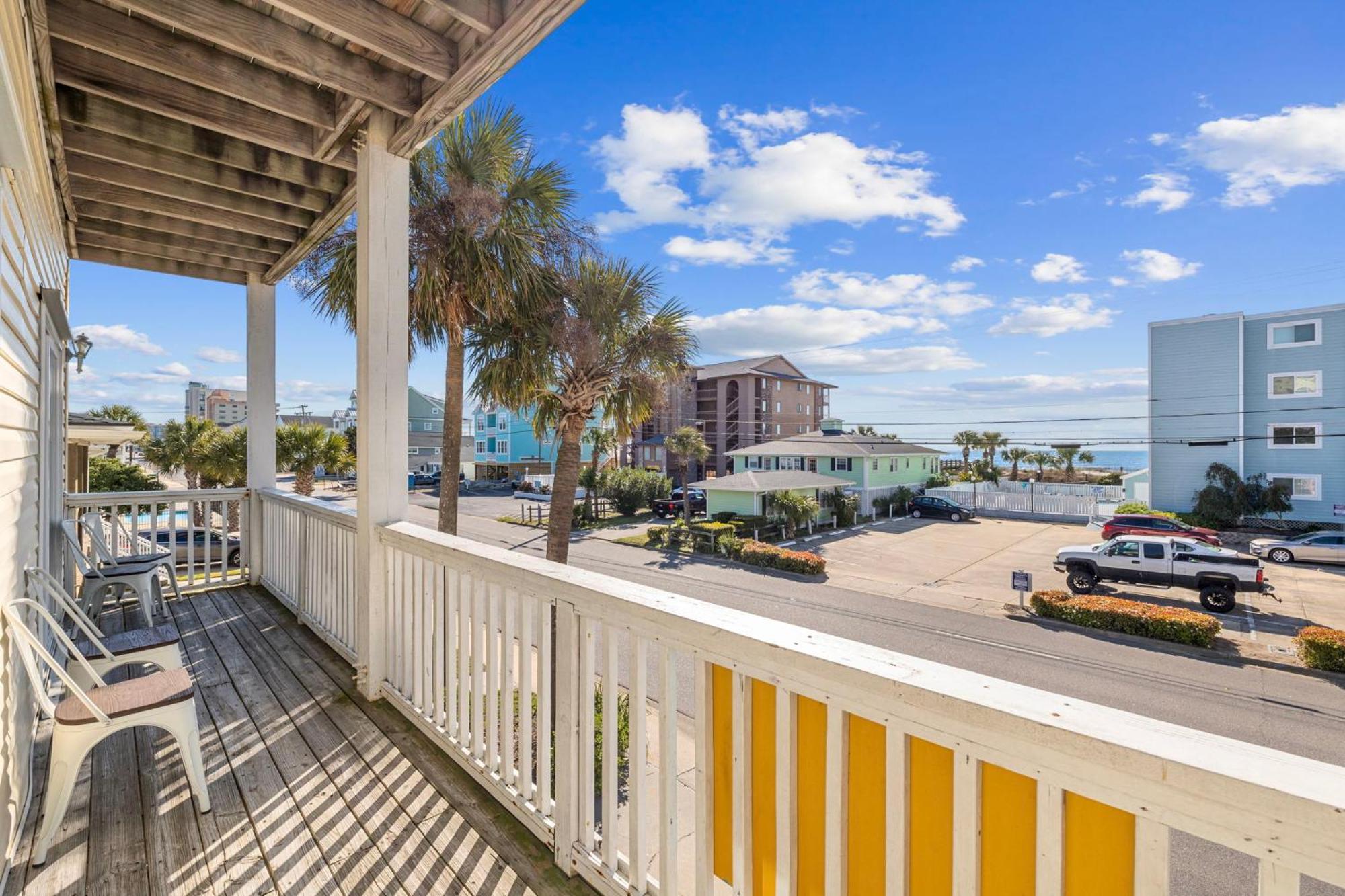 Updated Oceanview Getaway- Game Pool Decks