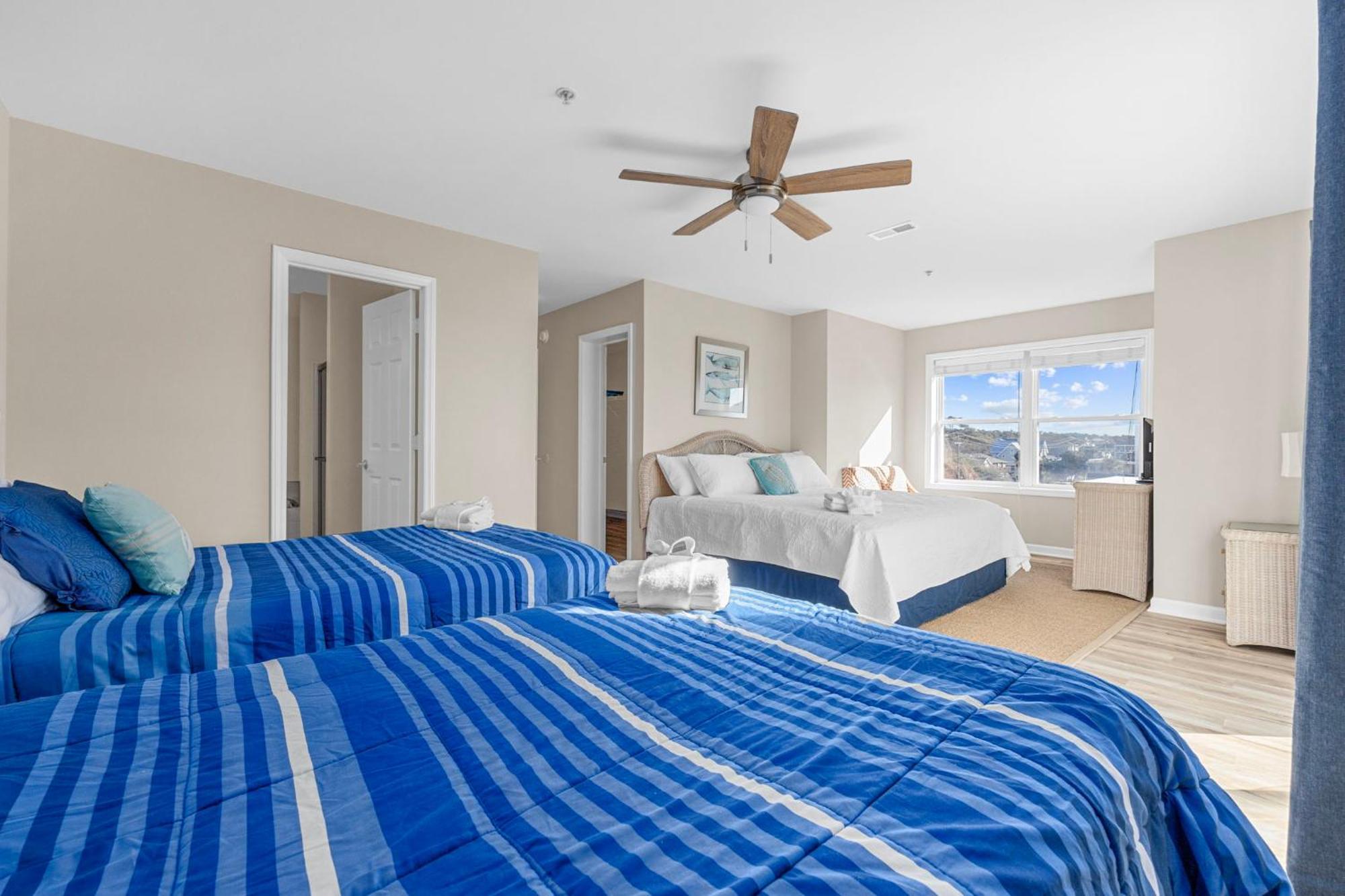 Updated Oceanview Getaway- Game Pool Decks Holiday home