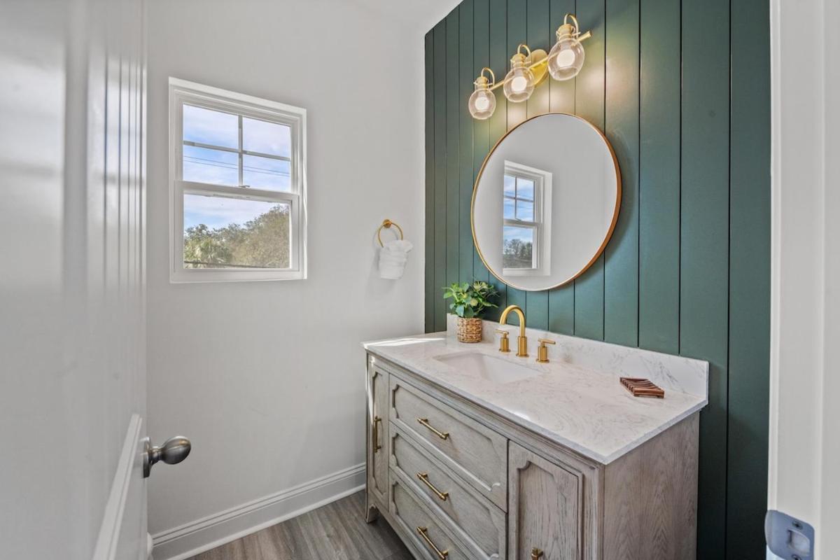 Coastal Charm *