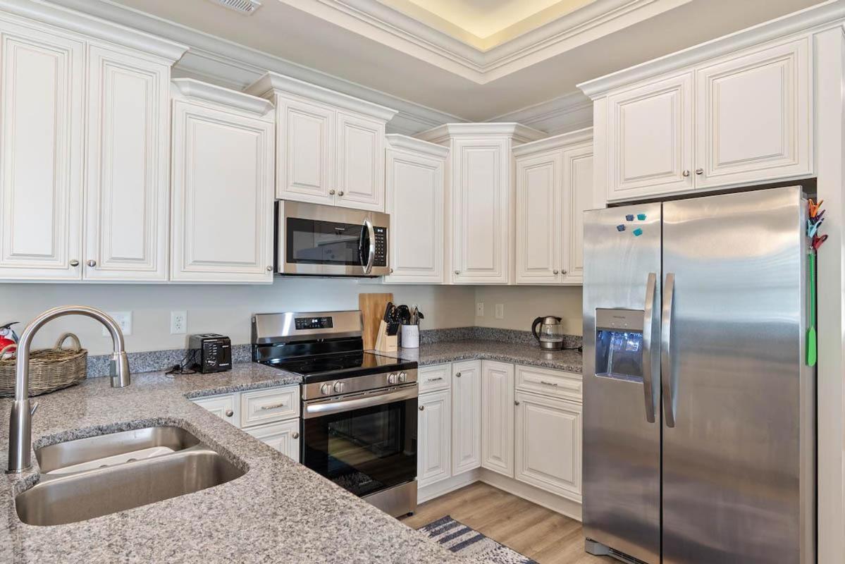 Holiday home Coastal Charm Hallandale 3 Bdrm Vacation