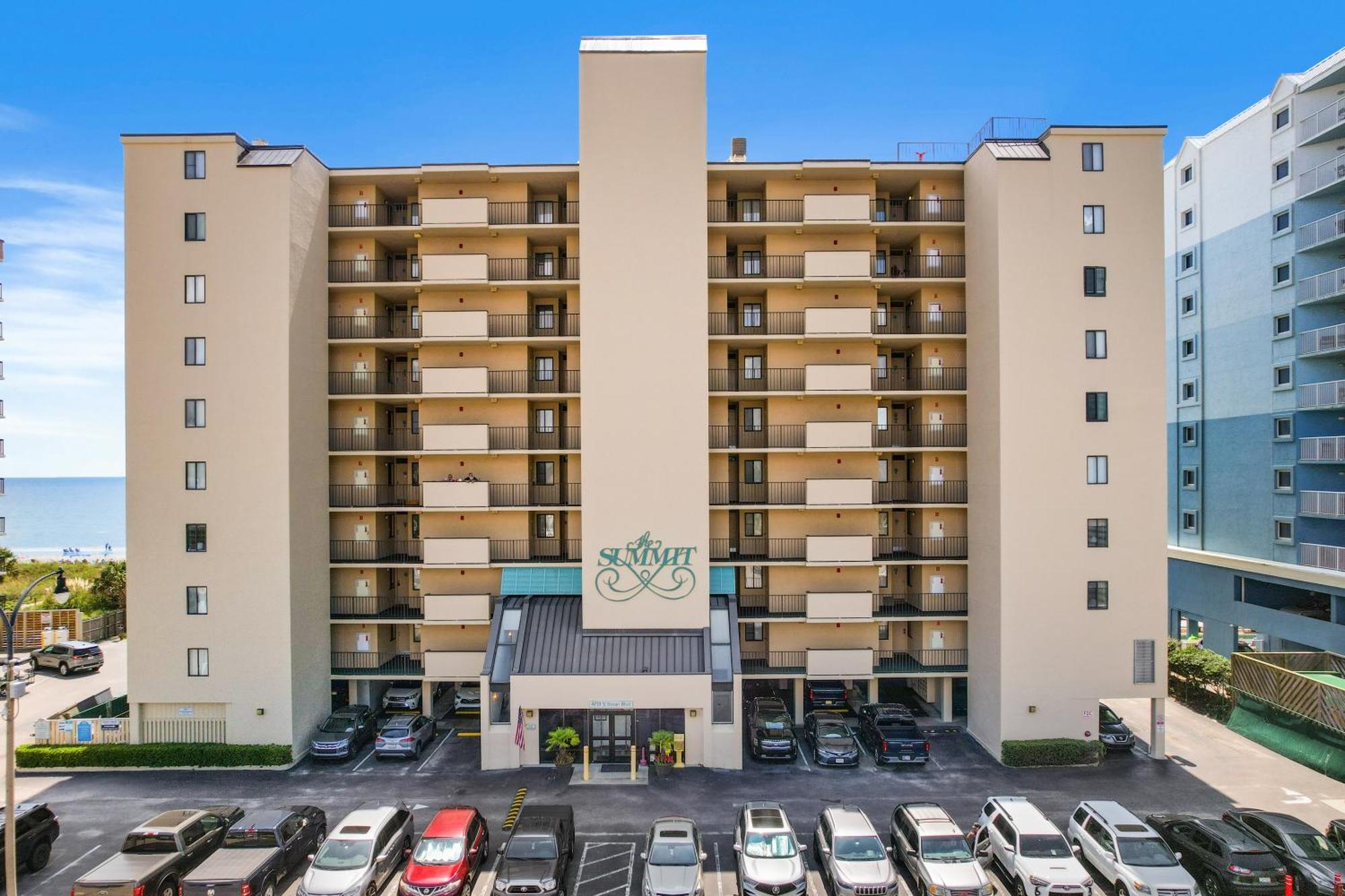 4 Bds- Beachfront Balcony- Near Barefoot- Pool Apartment Myrtle Beach