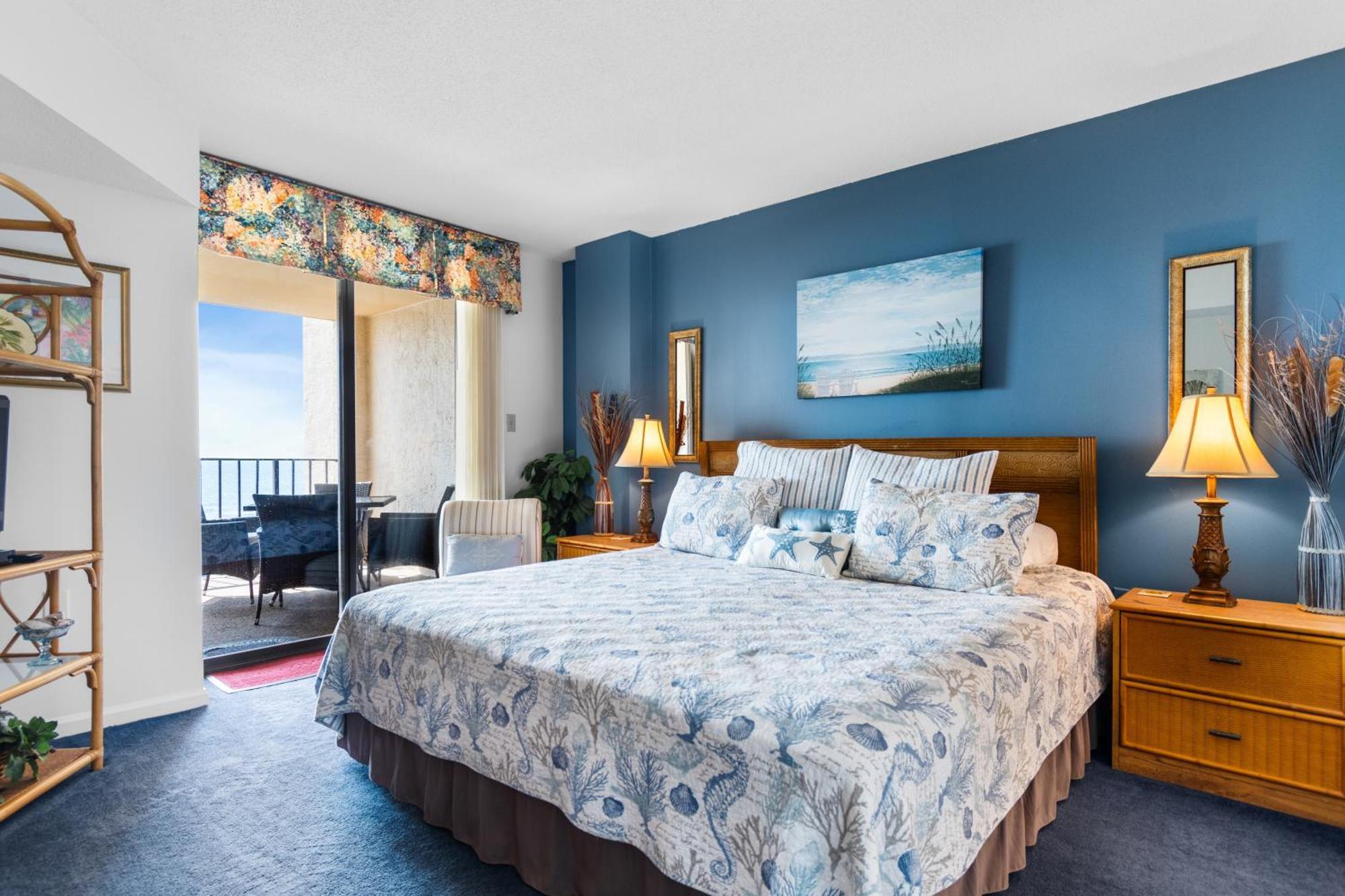 4 Bds- Beachfront Balcony- Near Barefoot- Pool * Myrtle Beach
